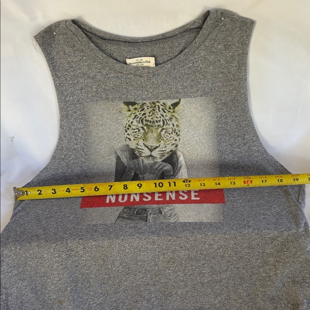 GENTLY WORN ABERCROMBIE & FITCH VERY COOL UNISEX BEACH WEAR TEE - LARGE - Picture 9 of 13